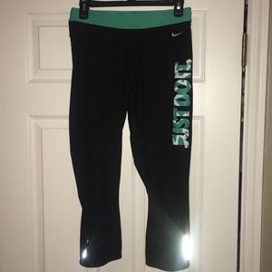 Nike cropped leggings